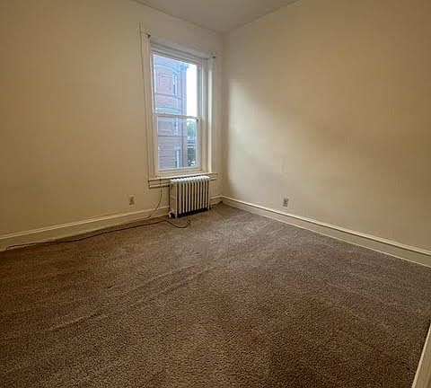 4th image of 3318 Arch St #2