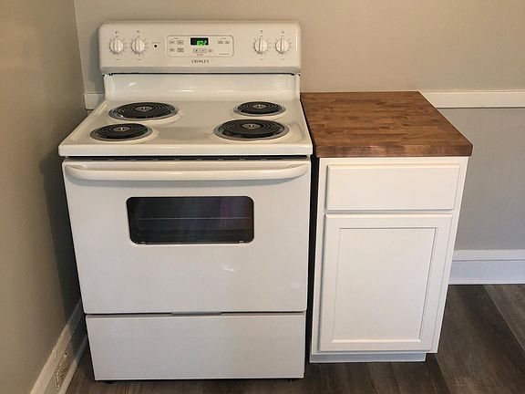 3rd image of 3389 W 125th St #2