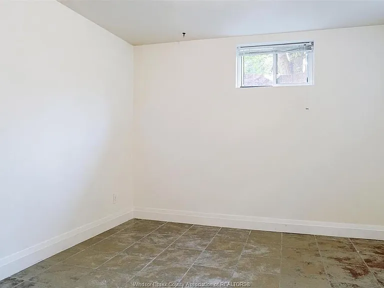 2163 College Ave — Photo 22