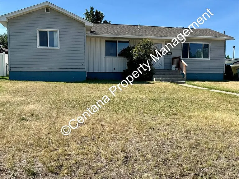 2606 Phillips St — Photo 2