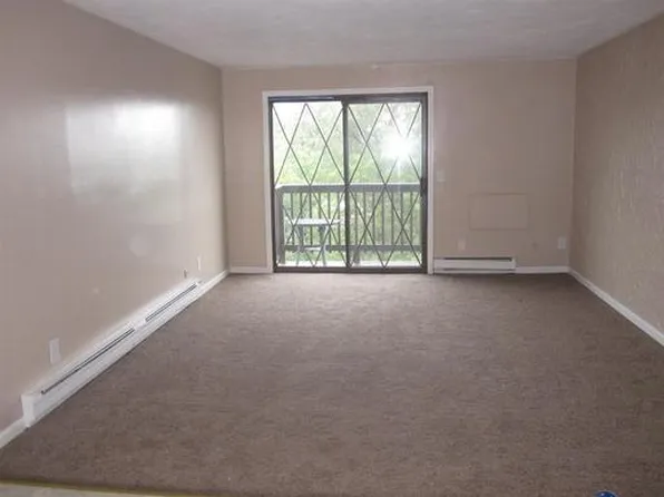 1190 Charles St APT 51, North Providence, RI 02904