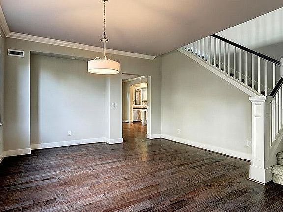 3rd image of 7716 127th Pl NE