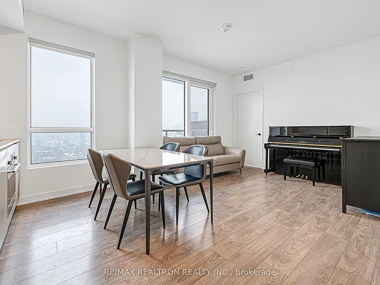 108 Peter St #4302 — Photo 4