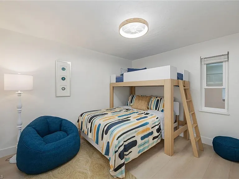 4525 Fluvia Ave — Photo 19