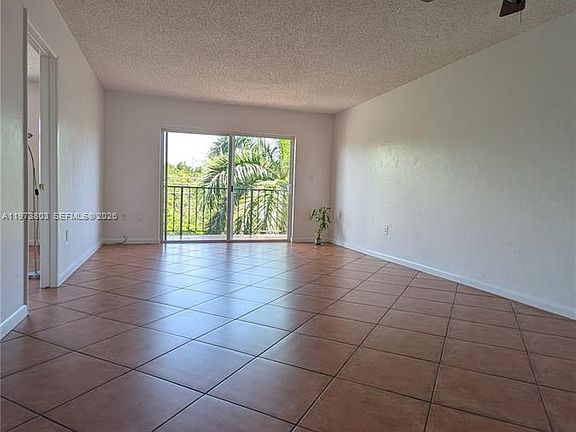3rd image of 2600 NE 135th St #4E-A
