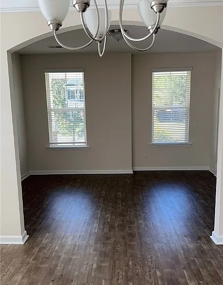 604 Majestic Dr — Photo 17