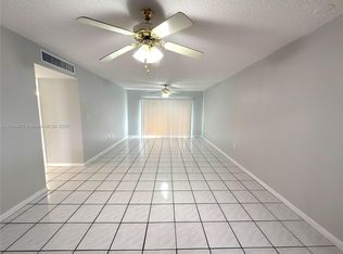 805 W Oakland Park Blvd APT D19, Oakland Park, FL 33311