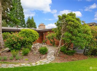 10404 NE 168th St, Bothell, WA 98011