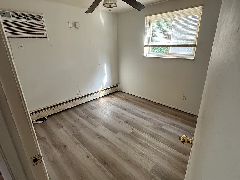 127 Rathbone St #129D — Photo 6
