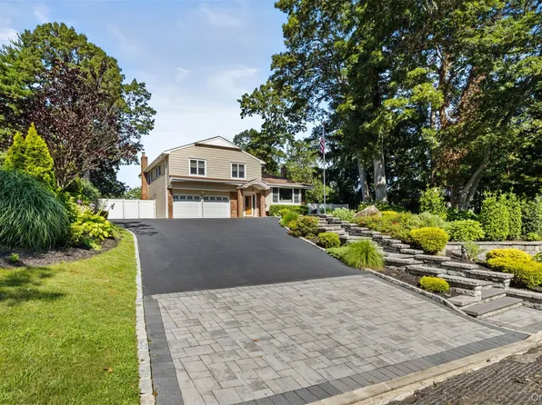 5 Brian Lane, East Northport, NY 11731