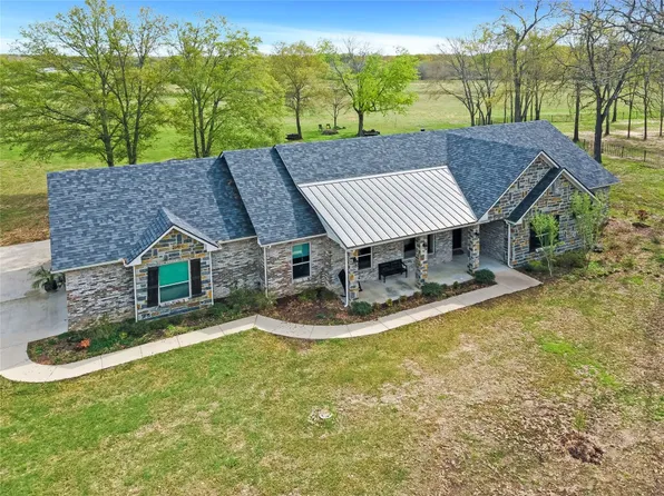 2066 Canyon Lake Rd, Wills Point, TX 75169