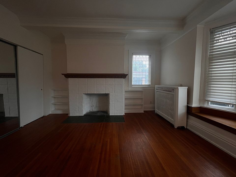 2nd image of 223 Alexander St APT 1