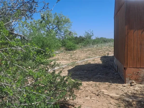 7174 Bally Castle Dr, Brownwood, TX 76801