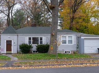 6 Hunthurst Cir, Worcester, MA 01602