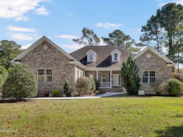 203 Golf Terrace Court, Hampstead, NC 28443