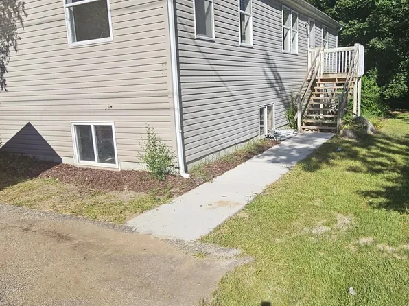 529 Brigham St, Plainwell, MI 49080