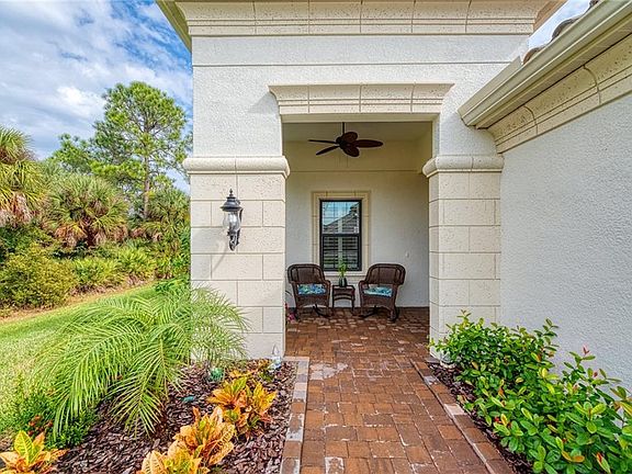 4th image of 21600 Winter Park Ct
