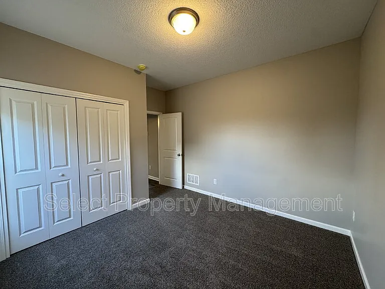 8796 Elmont Cv — Photo 10