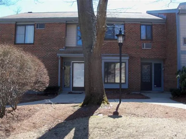 4 Old Stone Way, Weymouth, MA 02189