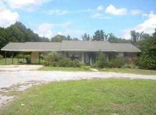 1673 Gatlin Rd, Columbus, MS 39705