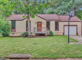 1814 Clearwater Dr SE, Marietta, GA 30067