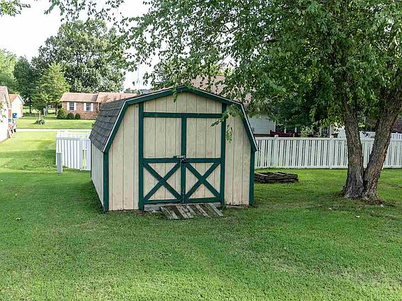 4th image of 1837 Whispering Oaks Pl