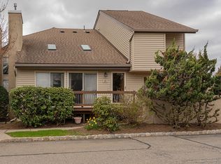 113 Kelly Dr, Edison, NJ 08820