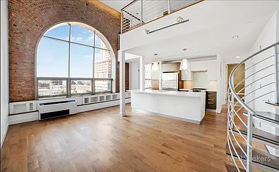 2-17 51st Avenue, #608
