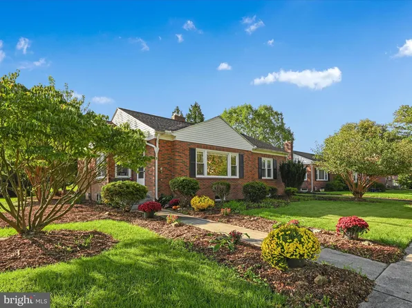 1604 Robin Rd, Lebanon, PA 17042