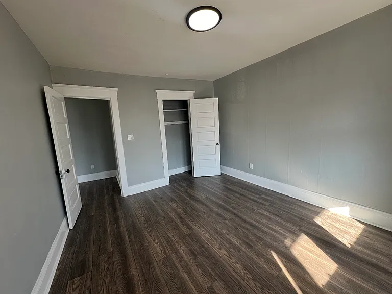 7705 Sagamore Ave #UP — Photo 8