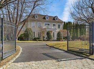 200 Jessica Ln, Southport, CT 06890