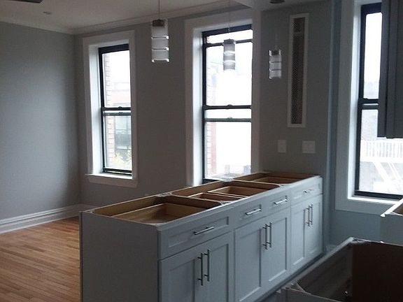 4th image of 370 Manhattan Ave APT 6C