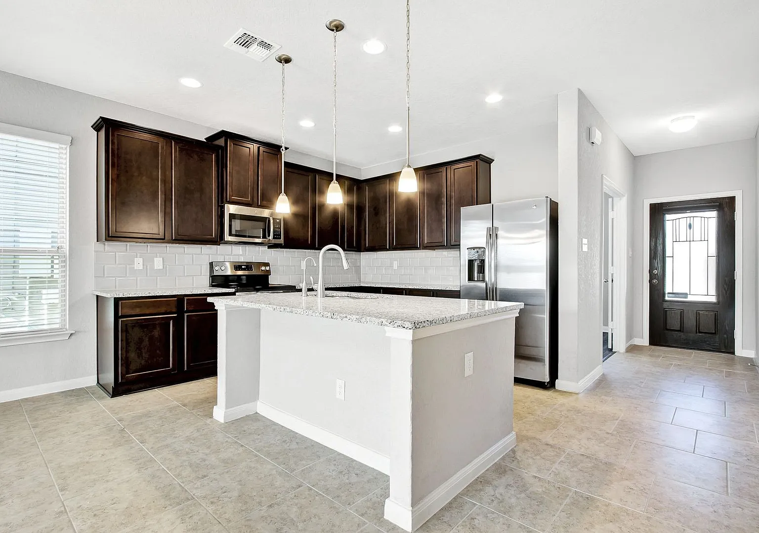 4-Bedroom Home Near Randolph AFB — Photo 3