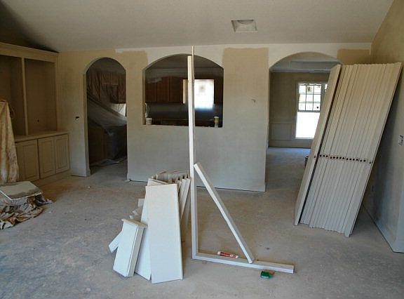 4th image of 2032 Lake Forest Dr