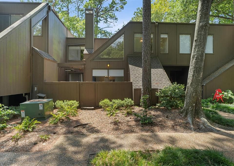 1st image of 213 Litchfield Lane #76
