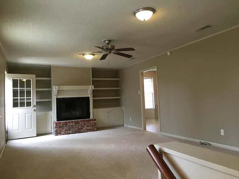 23 Feldspar Ct — Photo 3