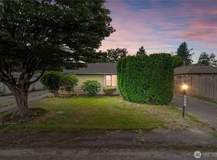 5226 108th Avenue Ct E, Puyallup, WA 98372