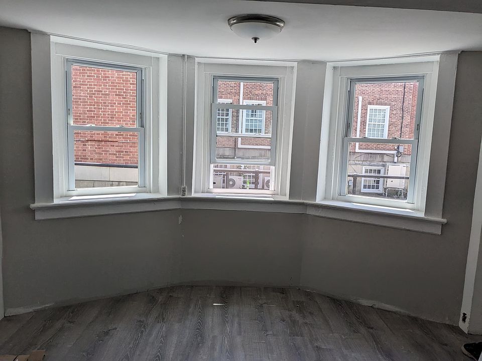 1st image of 110 Nelson Ave #B1