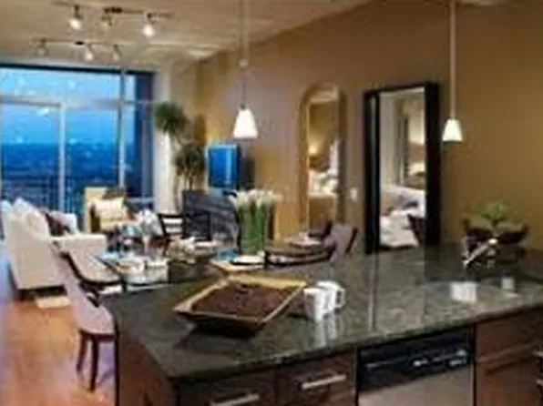 360 Nueces St APT 1111, Austin, TX 78701