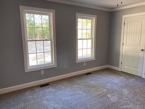2nd image of 156 Swann Crossing Ln