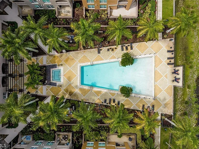 2825 Palm Beach Blvd #219 — Photo 37