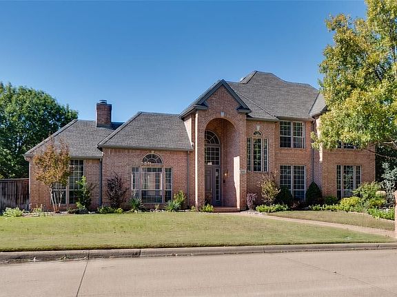 2nd image of 6104 Highland Hills Ln
