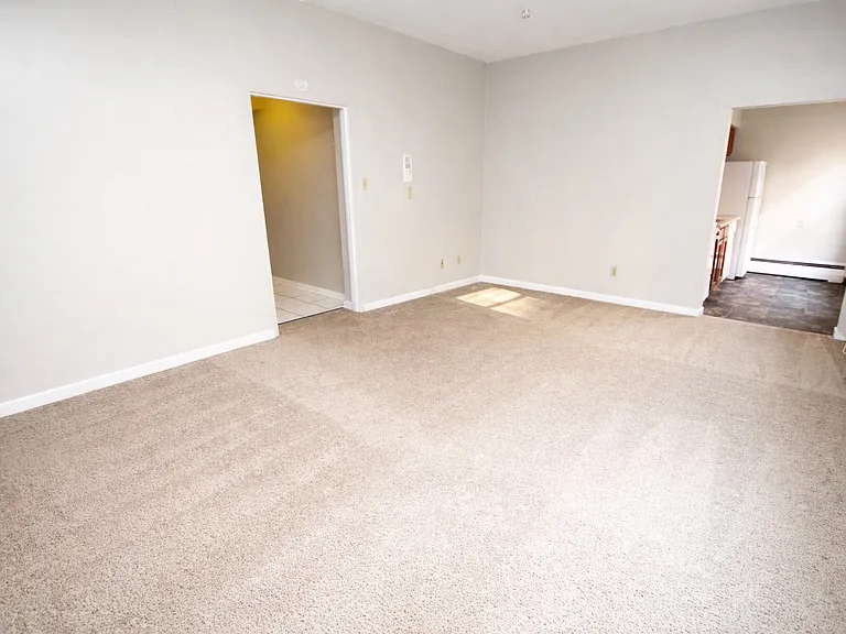 Studio (Unit 9)