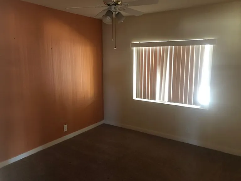 25424 S Wyoming Ave — Photo 9