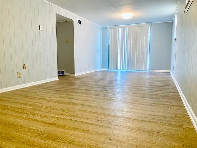 2 bed, 1170 sqft, $1,455 — Photo 3