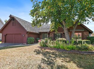 1548 Wood Creek Trl, Bartlett, IL 60103