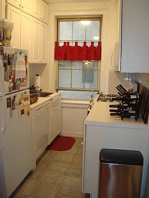 Rented by Metropolitan Equities | media 12