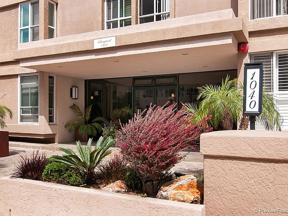 4th image of 1040 Coast Blvd #403