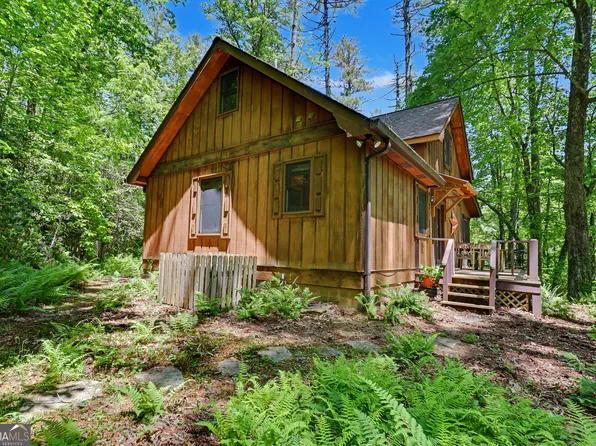 102 Moses Rd, Rabun Gap, GA 30568