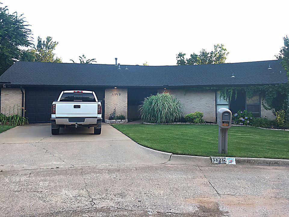 1st image of 11712 NW 117th St